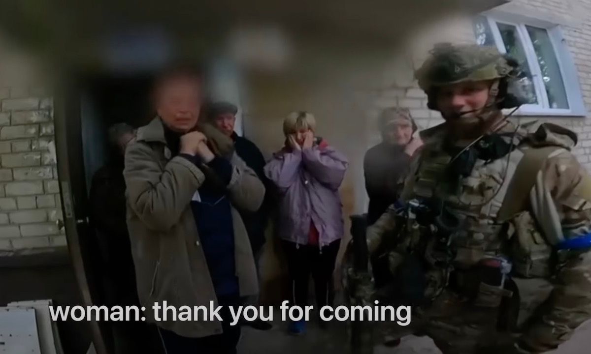 Bevrijding! Oekraïense soldaten verjagen de Russen