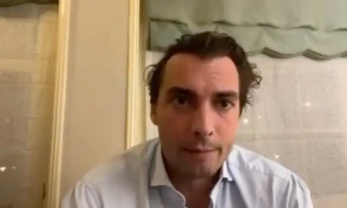 Thierry Baudet groot fan van Poetin, omdat wereld geregeerd wordt door 'kwaadaardige reptielen'