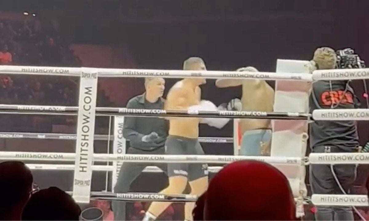 De knockout van Rico Verhoeven gefilmd vanuit het publiek