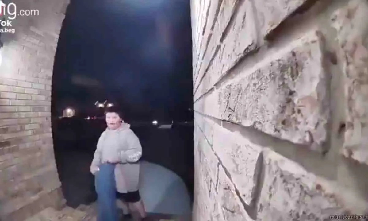 Karma voor knul die even alle snoep dacht te kunnen jatten