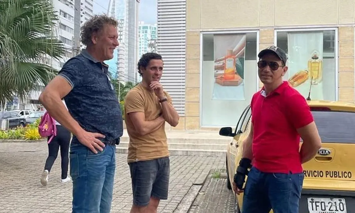Kees van der Spek gaat boefjes vangen samen met zijn zoon Joep