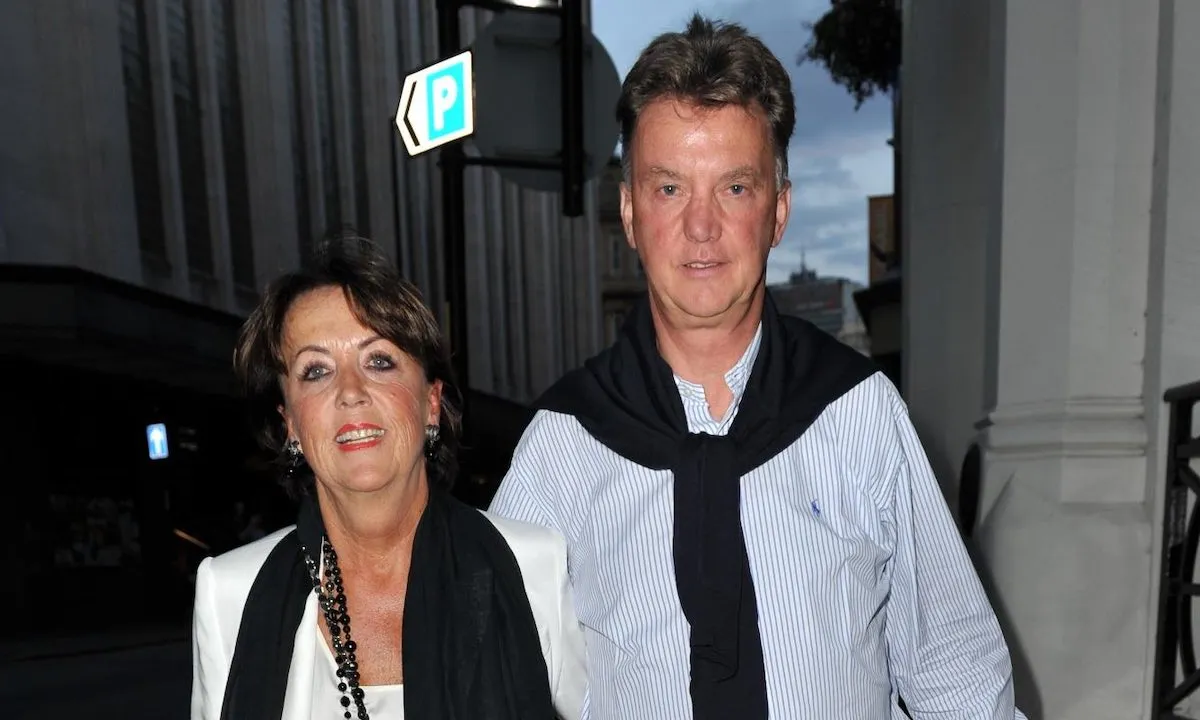 Louis van Gaal gaat zelf ook even een potje ballen