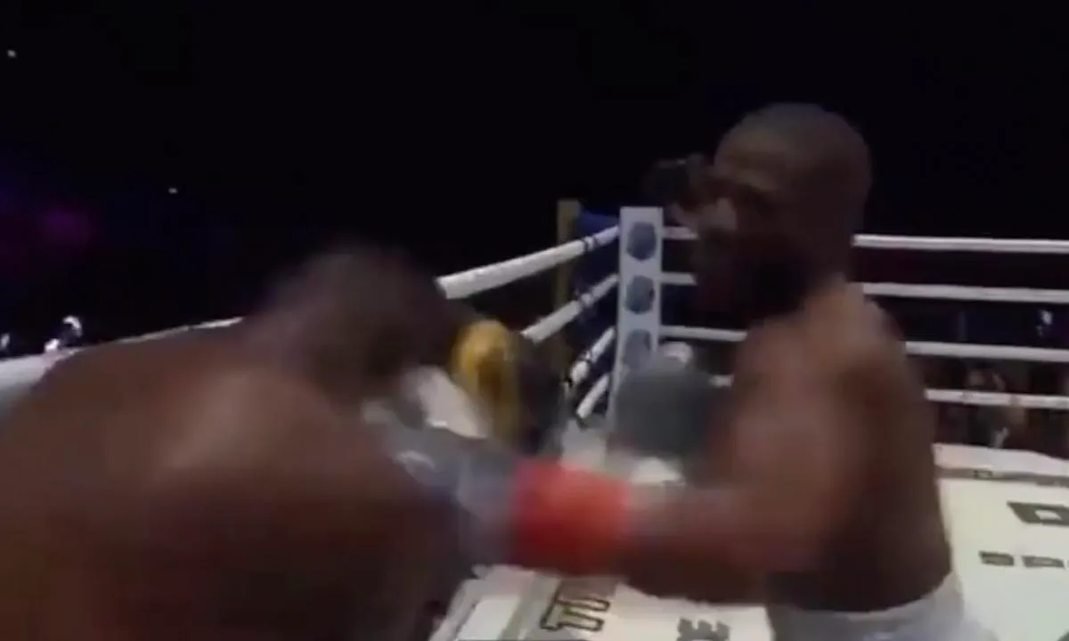 Video: Floyd Mayweather wint met TKO van YouTuber Deji