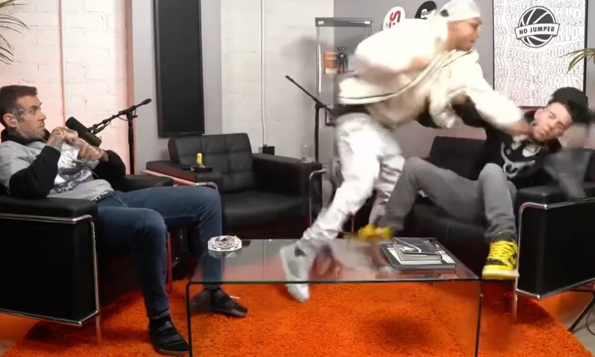 Intens gevecht breekt uit bij opnames podcast
