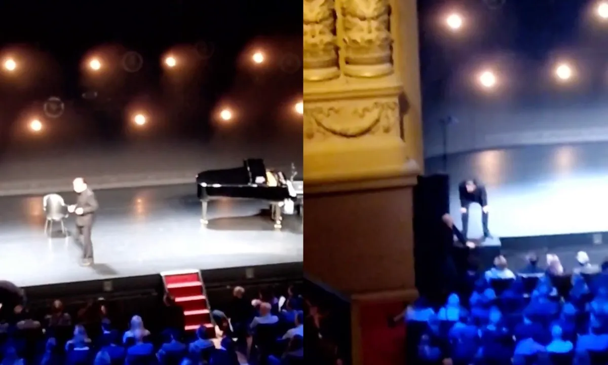 Dit gebeurt er als je tijdens een show van Hans Teeuwen naar de wc gaat
