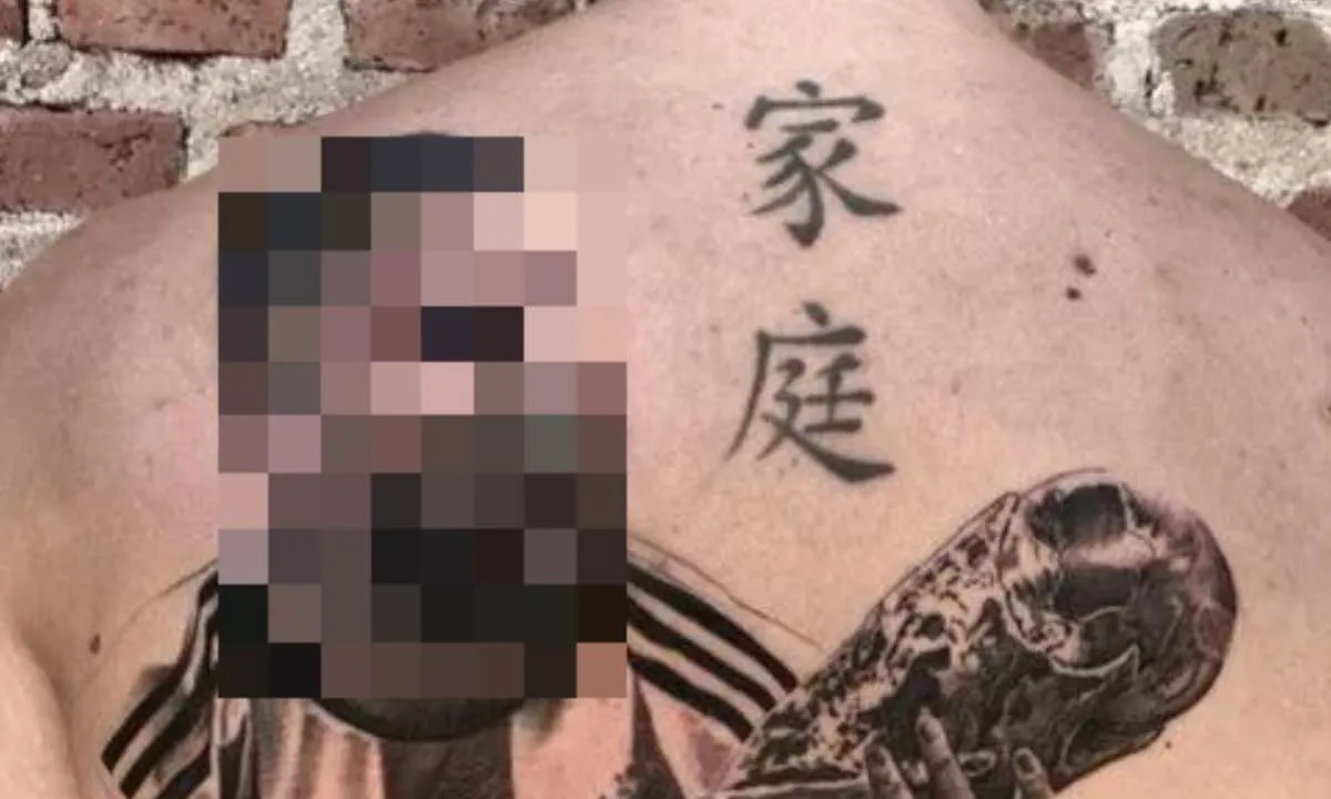 Argentijn laat tattoo van Messi zetten maar schrikt zich kapot als hij in de spiegel kijkt