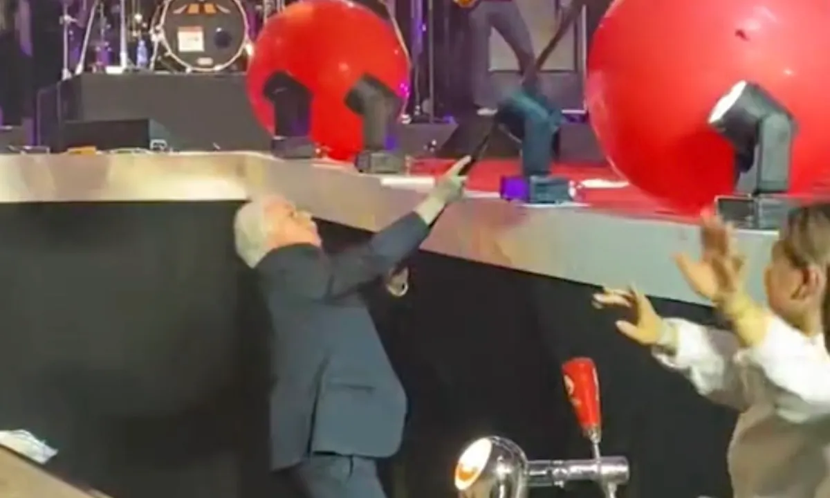 Beveiliger Vrienden van Amstel Live houdt niet van een feestje