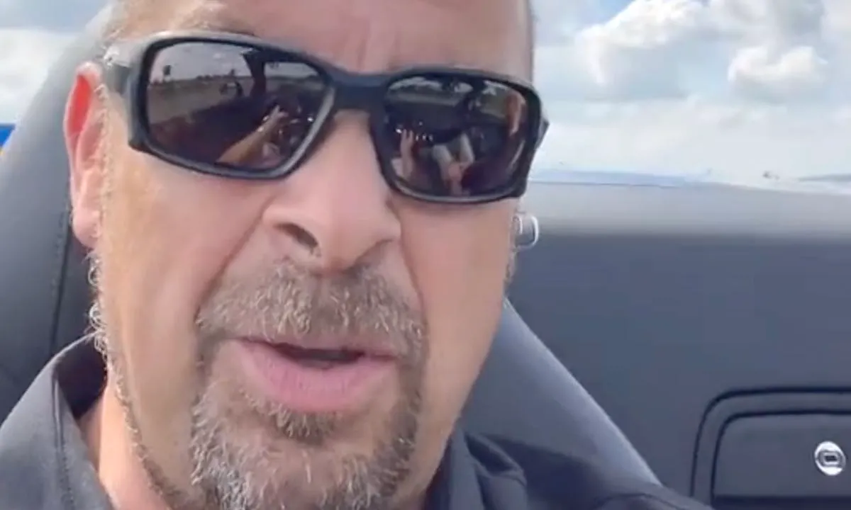 Richard uit Massa is Kassa probeert dure Audi R8 te slopen