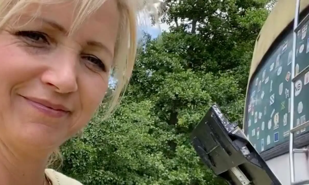 Yvonne Jasper oma geworden van lelijk varken