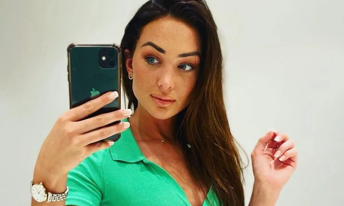 Gezicht Miss België ligt compleet in de kreukels na heftig auto-ongeluk