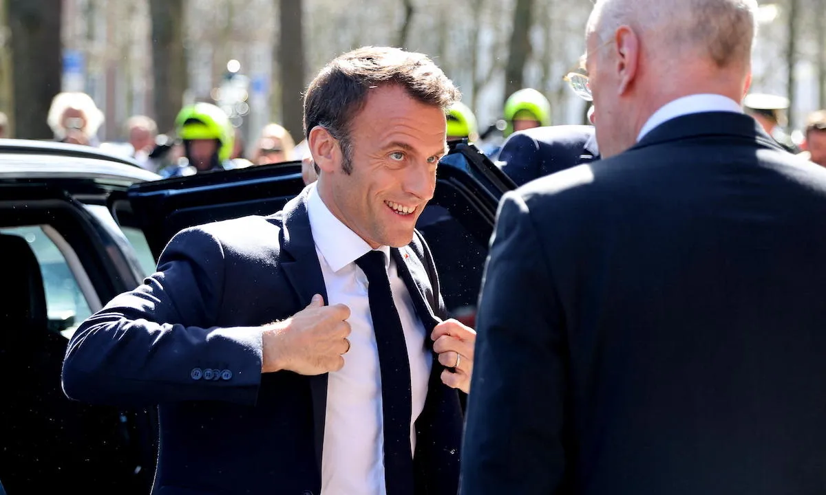 Aanval op president Macron in Amsterdam