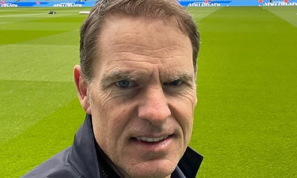 Frank de Boer zet zichzelf enorm voor l*l