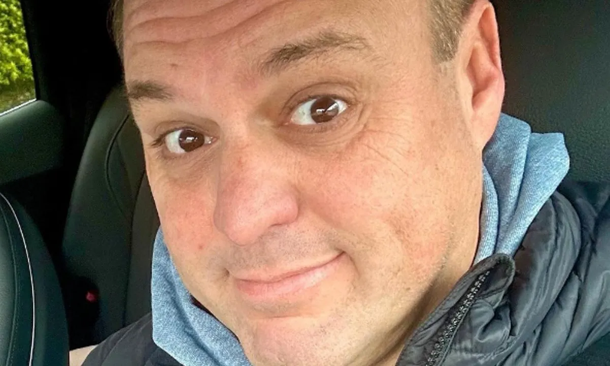 Frans Bauer zit de boel te bedriegen