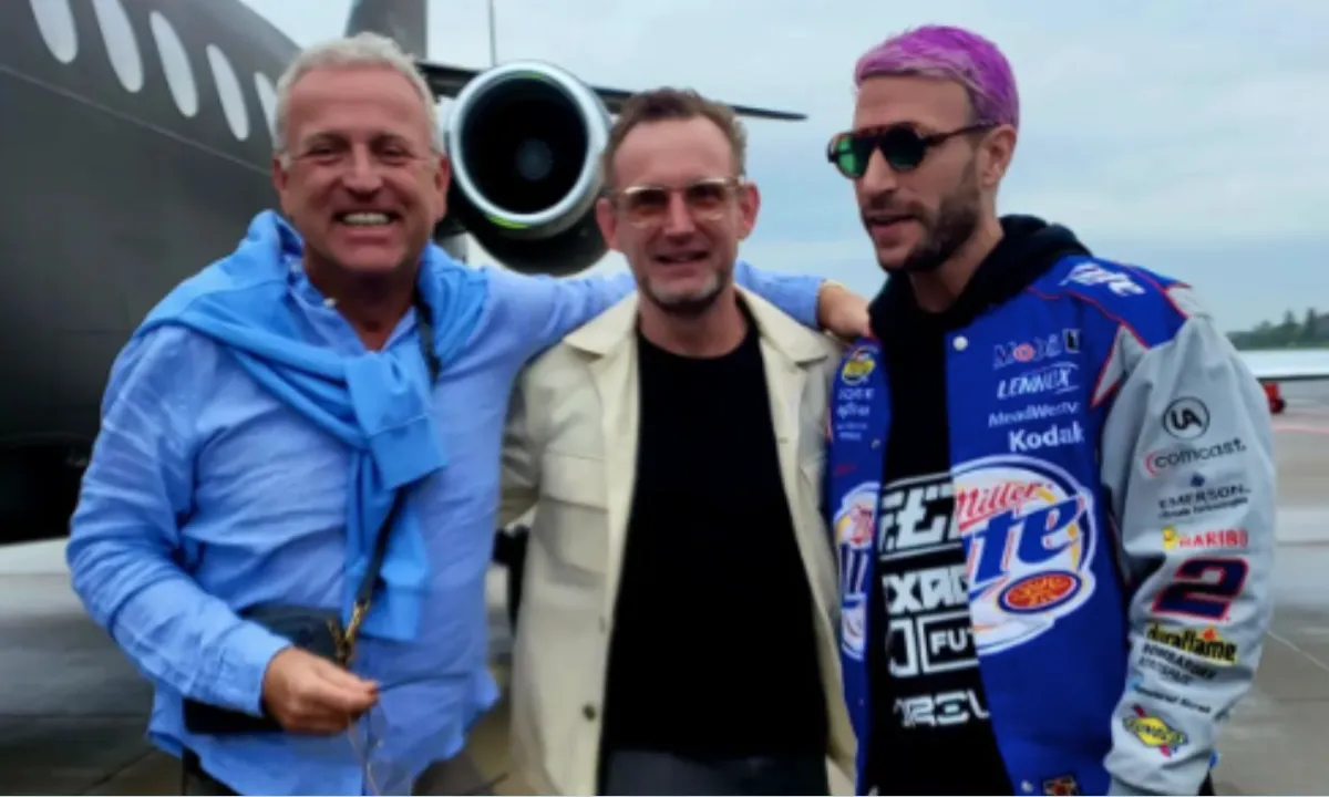 Gordon is alweer over ex Gavin heen en gaat op feestreis