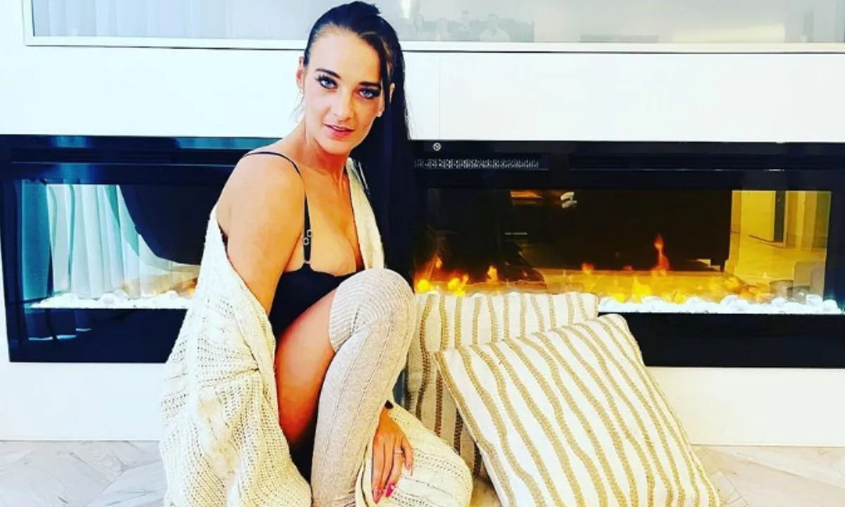 Nicol Kremers probeert haar betalende fans te bedonderen