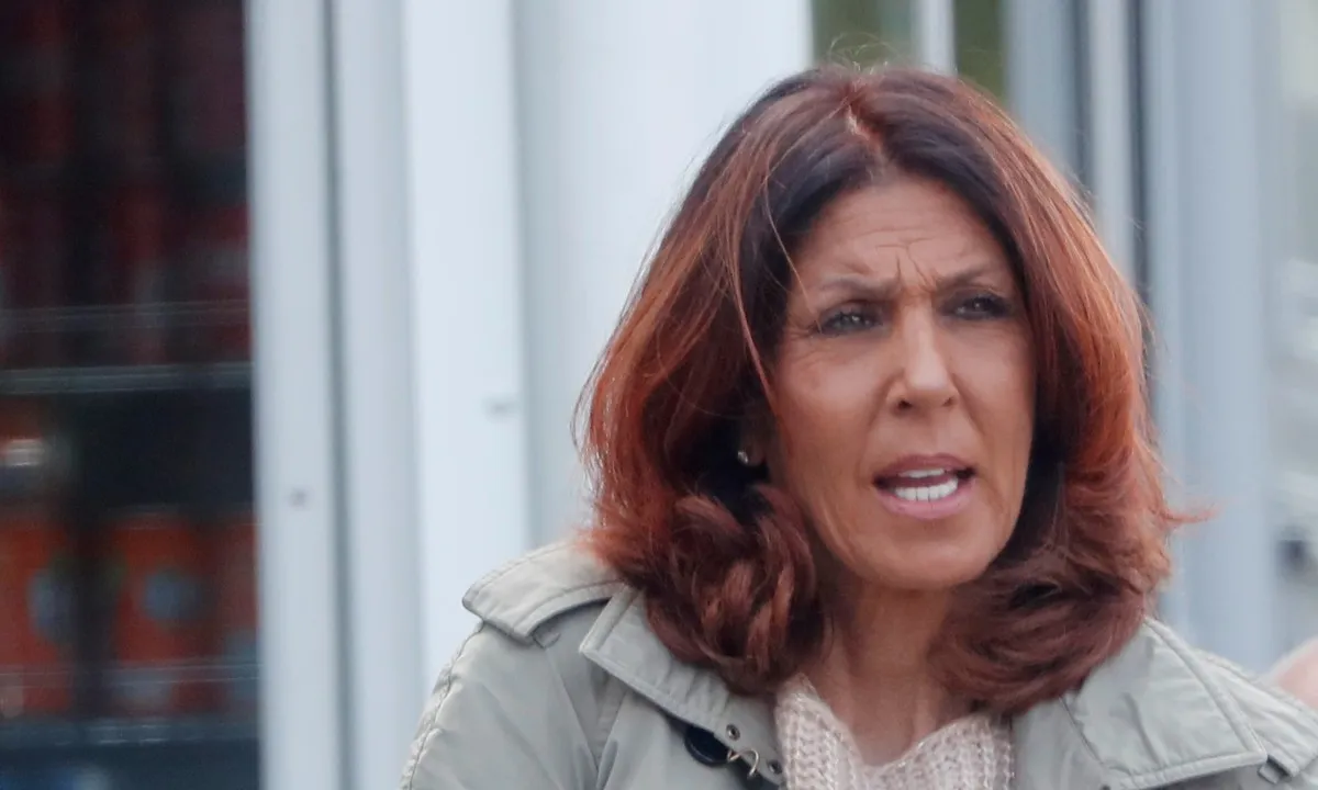 Rachel Hazes is razend op Rob Goossens: 'Ga je schamen, kneus!'