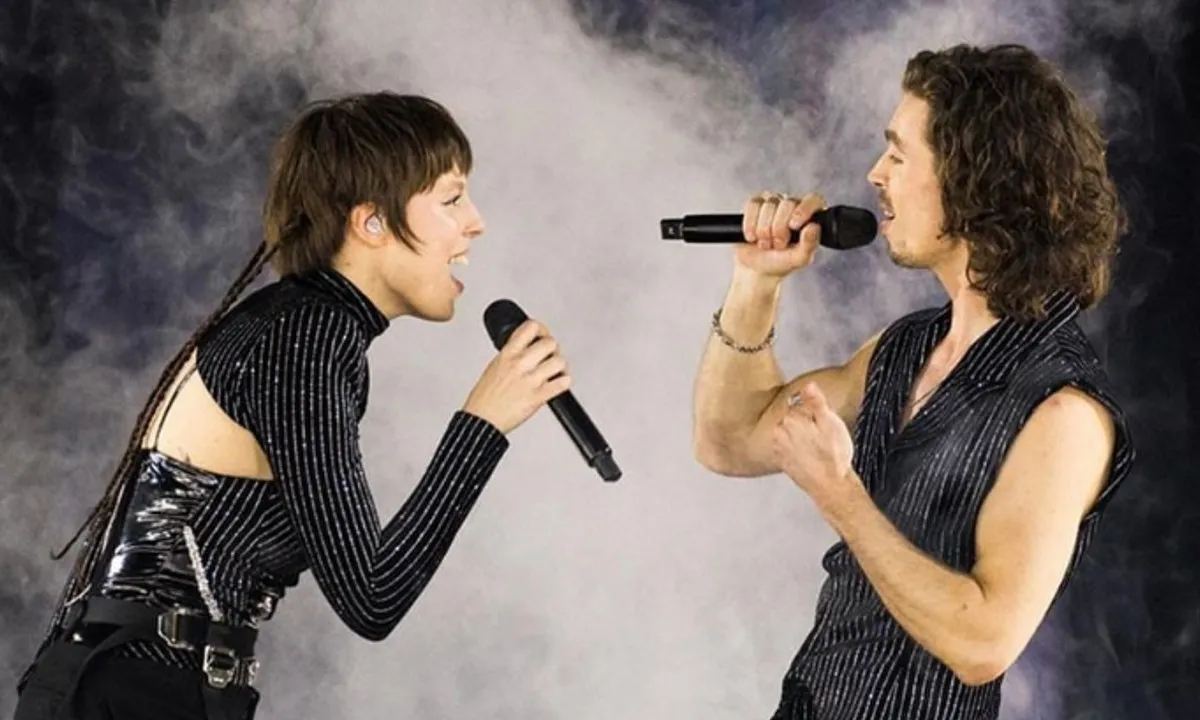 Extra obstakel voor Mia en Dion: duo wordt 'zeeziek' van draaiend podium