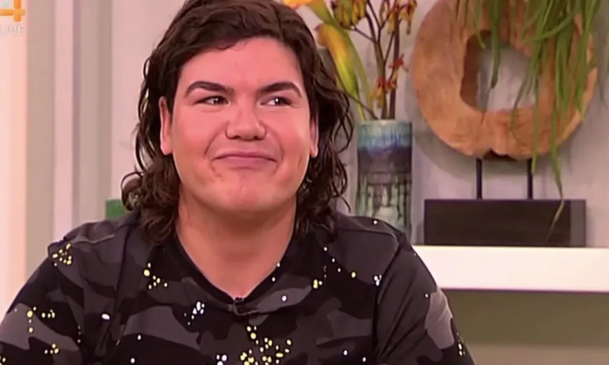 Roy Donders laat zich steriliseren op nationale televisie (beelden)