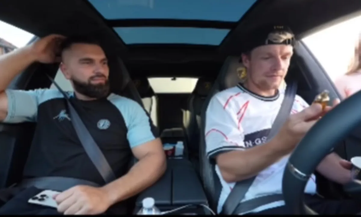 Enzo Knol steelt vape van 14-jarige vlegel (video)