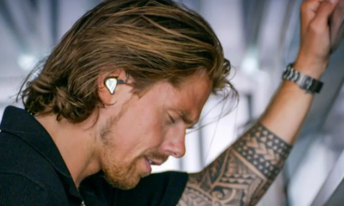 André Hazes heeft heel erg veel pijn en jankt bij zijn volgers