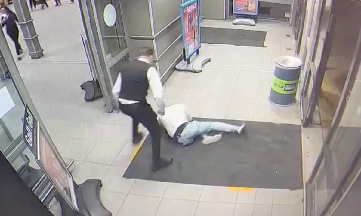 beveiliger albert heijn helmond