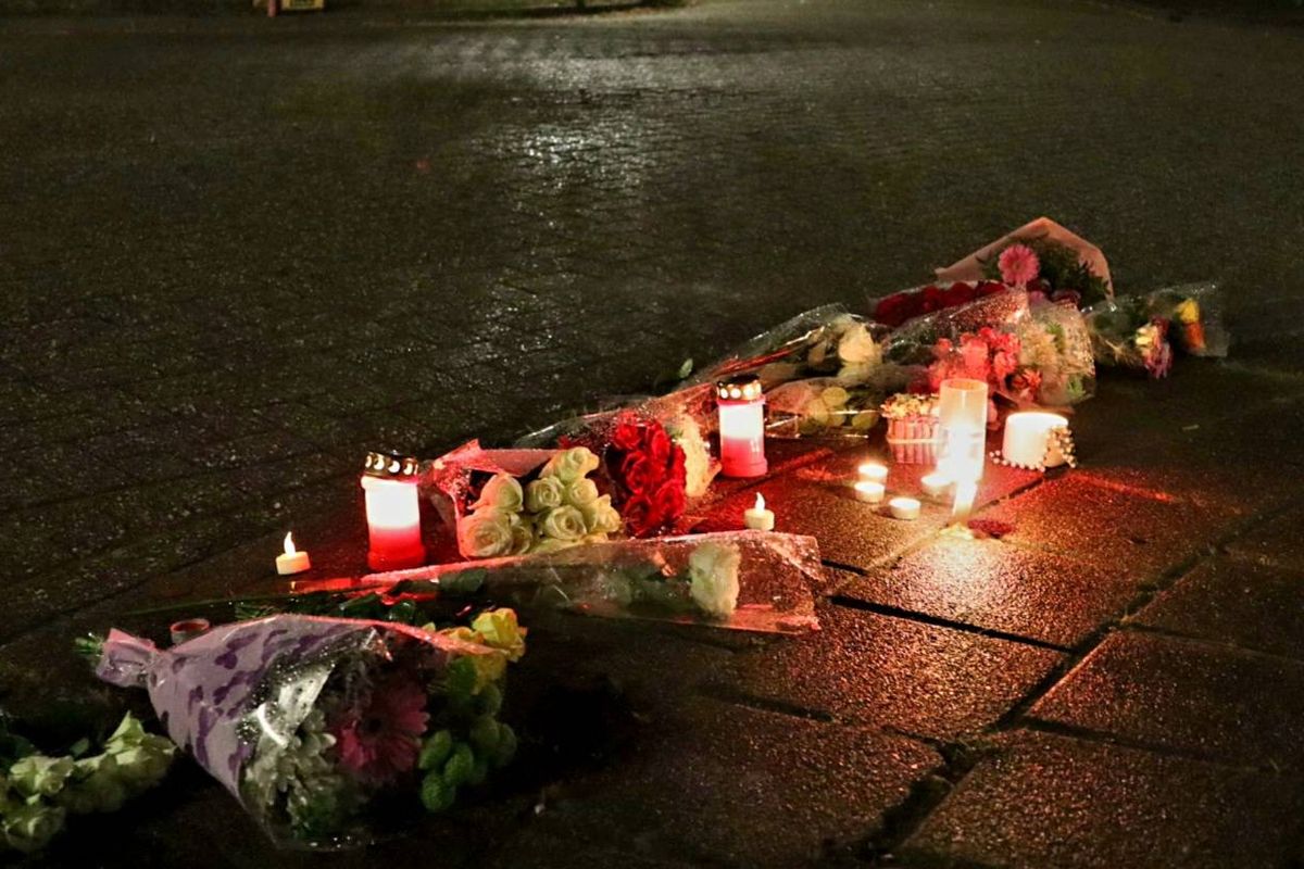 Veel mensen nemen afscheid van jonge scooterrijder in Sprang-Capelle