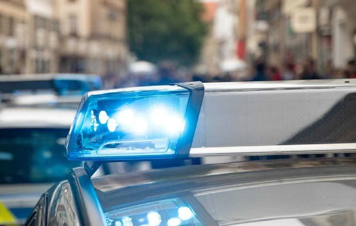 police-g40379e2d6-1280-1