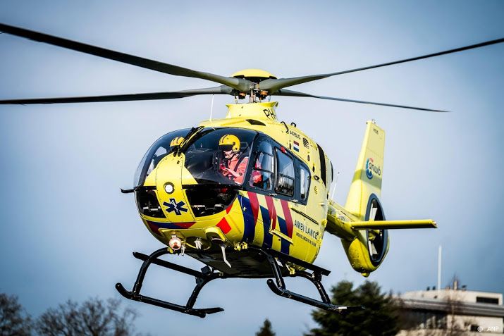 Verkeersongeval op A2 bij Abcoude: aanhouding en twee gewonden. Verkeersongeval op A2 bij Abcoude: aanhouding en twee gewonden.