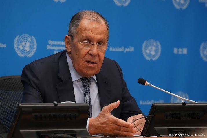 Lavrov waarschuwt Europa voor 'suïcidale escapade'