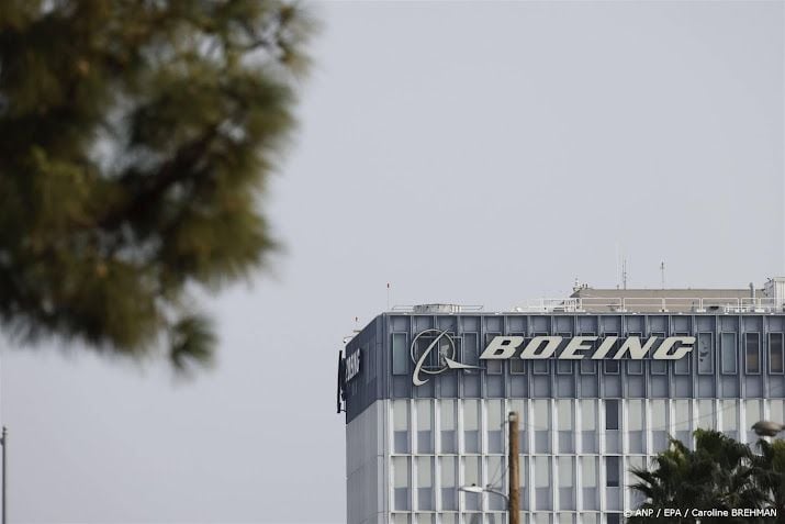 Boeing en vakbond maandag weer om tafel om staking te beëindigen