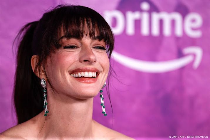 Anne Hathaway bevestigt terugkeer in Princess Diaries 3