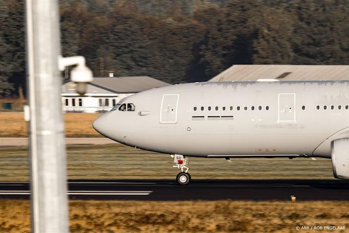 Militair toestel aangekomen in Beiroet voor repatriëring 