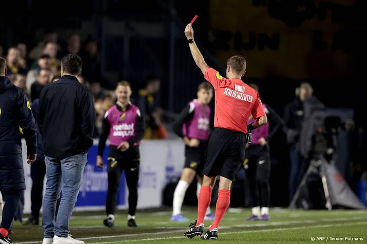 NAC Breda - NEC in slotfase stilgelegd 