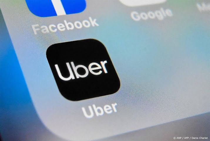 Meer taxi's en maaltijden besteld met Uber 