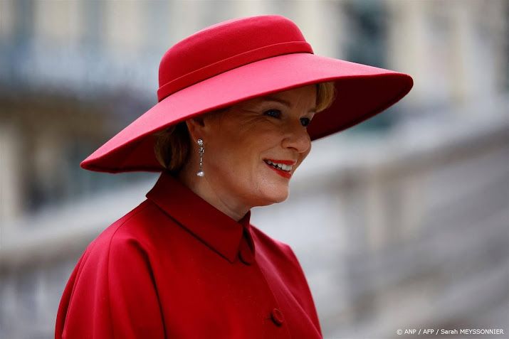 Koningin Mathilde raadt boeken aan voor Camilla's boekenclub