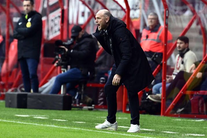 Coach Oosting hoopt dat FC Twente zichzelf snel gaat belonen