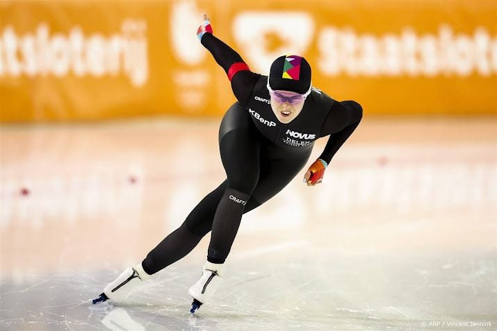 Schaatsster Voskamp verovert zilver op 500 meter in Nagano