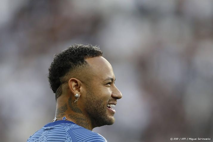 Neymar haakt met blessure af bij Braziliaanse nationale ploeg