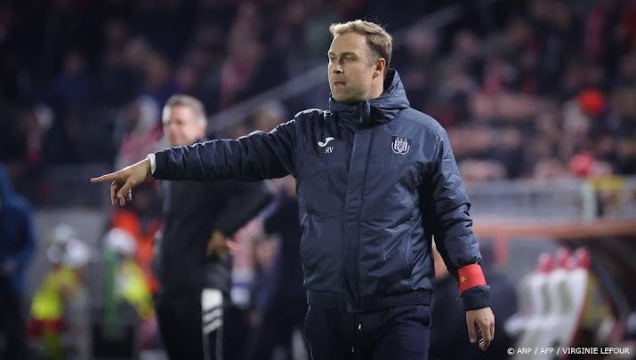 Heerenveen stelt per direct Robin Veldman aan als trainer