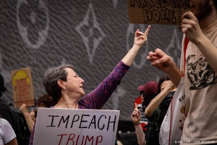 Duizenden demonstranten in VS de straat op tegen Trump 