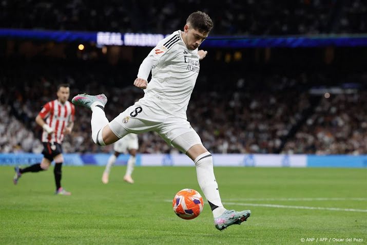 Valverde schiet Real Madrid naar late zege op Athletic 