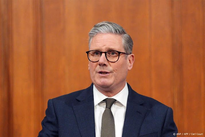 Britse premier Starmer bewierookt 'moedig leiderschap' paus