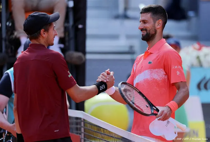 Djokovic verliest op masterstoernooi Madrid bij eerste optreden