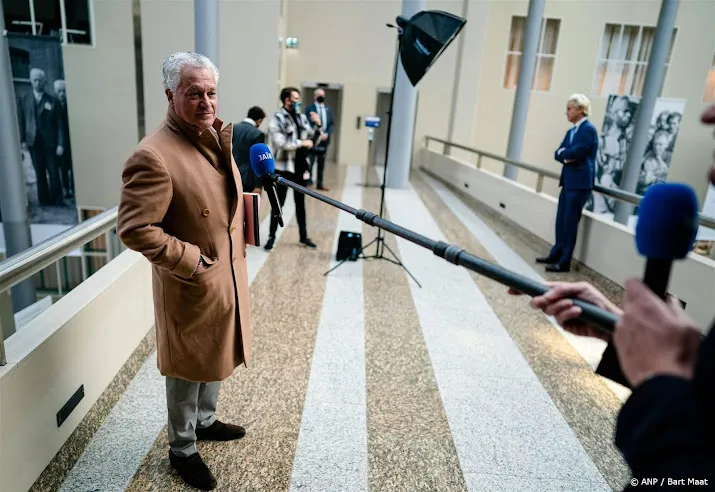 Bram Moszkowicz probeert terugkeer in advocatuur 'nog één keer'