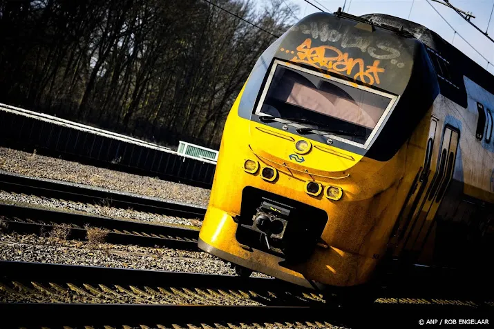 Vrouw overleden door aanrijding met trein in Heiloo.