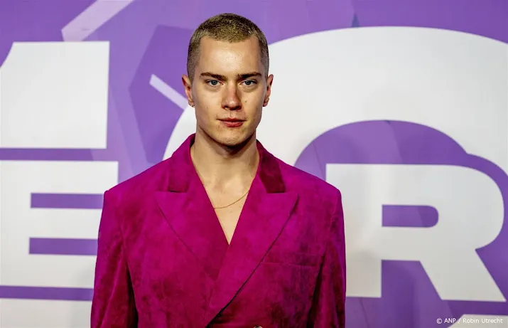 Stijn de Vries vervangt Mai Verbij tijdens verlof op NPO 3FM