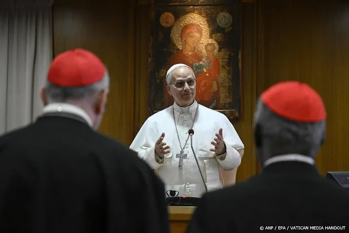 Paus wil lijn Franciscus doorzetten en verklaart keuze naam Leo