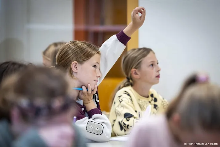 Koepel basisscholen wil zoveel mogelijk leraren in dienst
