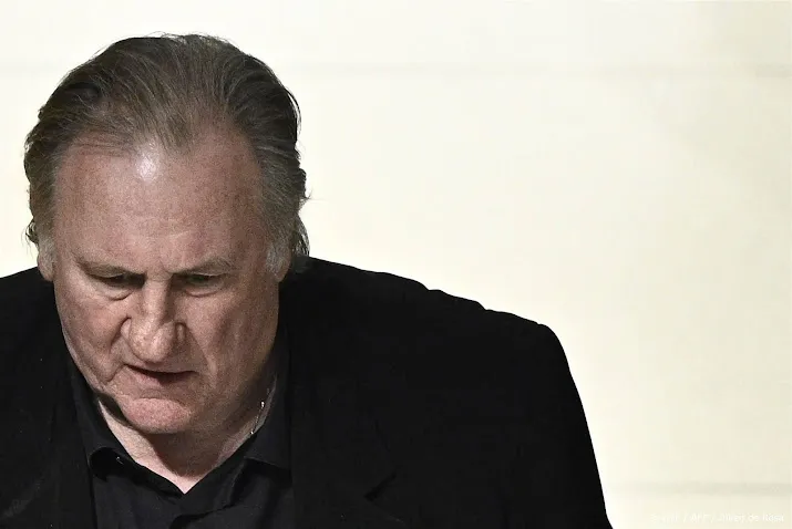 Acteur Gérard Depardieu schuldig aan aanranding in eerste zaak