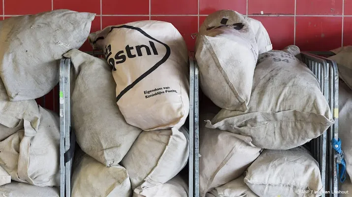 PostNL: duurdere postzegel weegt niet op tegen aanpassing Postwet